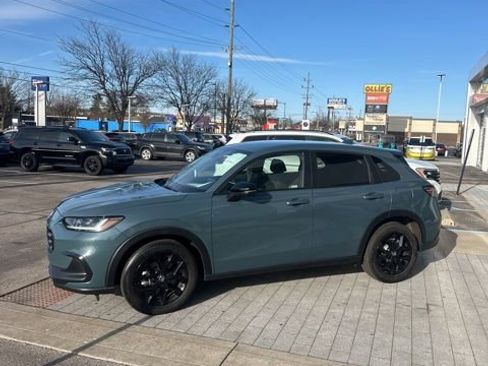 Used 2024 Honda HR-V Sport image 13