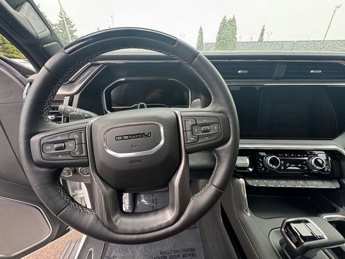 Used 2025 GMC Sierra 1500 Denali Ultimate AWD/4WD image 23