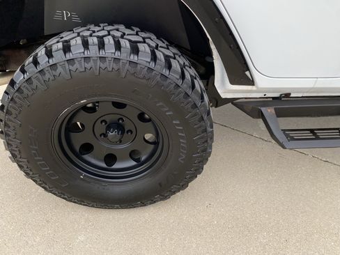 Used 2014 Jeep Wrangler Unlimited Rubicon w/ Connectivity Group image 6