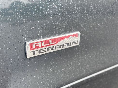 Used 2017 GMC Sierra 1500 SLT AWD/4WD image 5