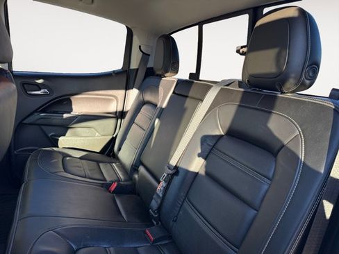 Used 2017 GMC Canyon Denali image 13