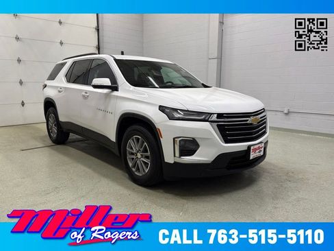 Used 2022 Chevrolet Traverse LT AWD/4WD image 1