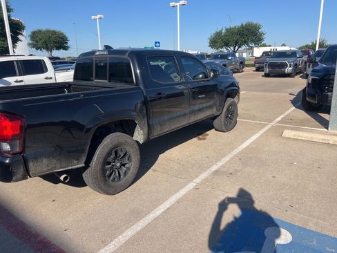 Used 2021 Toyota Tacoma SR w/ SR Convenience Package RWD image 7