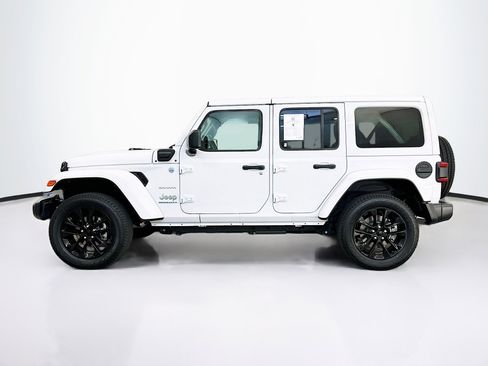 Used 2023 Jeep Wrangler Sahara w/ Cold Weather Group image 4