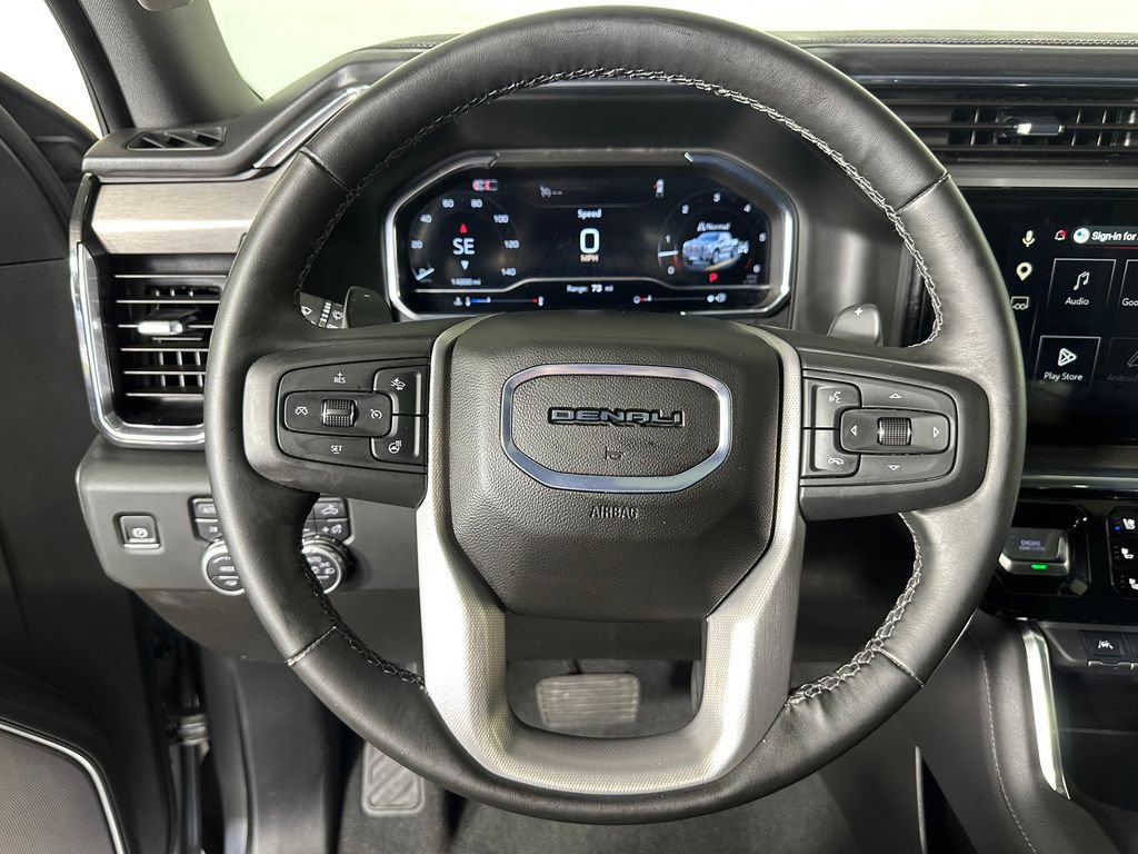 Used 2025 GMC Sierra 1500 Denali w/ Denali Reserve Package AWD/4WD image 12