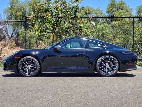 New 2026 Porsche 911 Carrera T RWD image 2