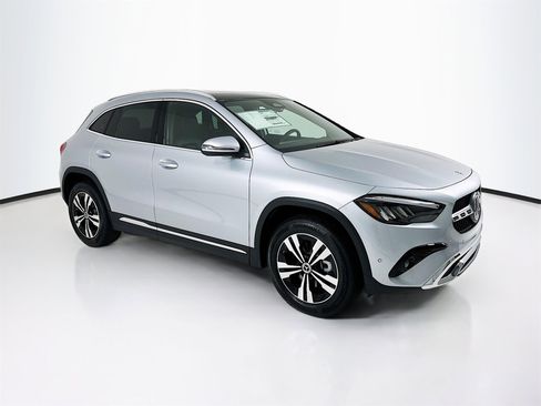 New 2025 Mercedes-Benz GLA 250 image 1