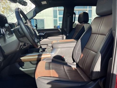 Certified 2024 Chevrolet Silverado 2500 High Country w/ High Country Premium Package image 10