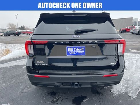 Used 2025 Ford Explorer Active image 5