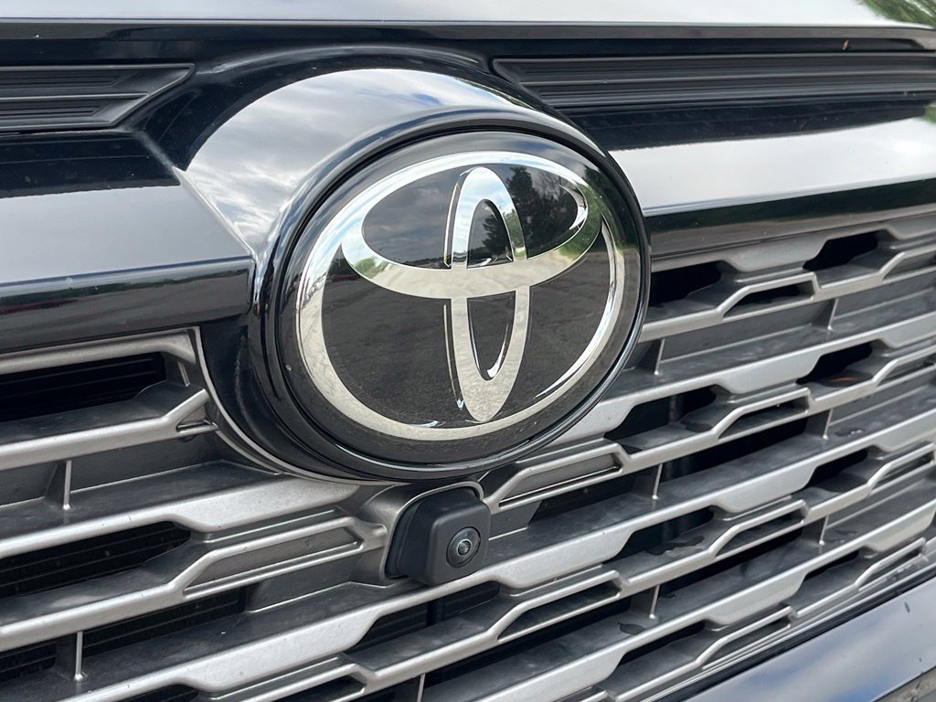 Used 2025 Toyota RAV4 Limited w/ Advanced Technology Package AWD/4WD image 11