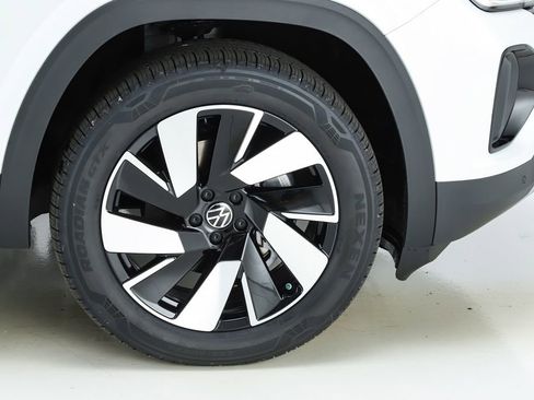 New 2026 Volkswagen Atlas Cross Sport SEL image 14