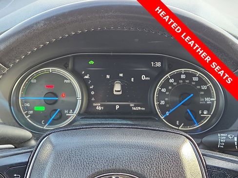 Used 2021 Toyota Venza Limited image 23