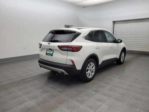 Used 2023 Ford Escape Active FWD image 9