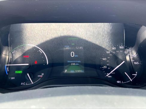 Used 2023 Toyota Sienna LE FWD image 25