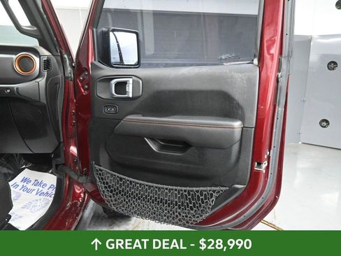 Used 2021 Jeep Gladiator Mojave AWD/4WD image 19
