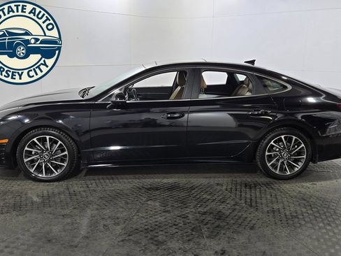 Used 2021 Hyundai Sonata Limited FWD image 4