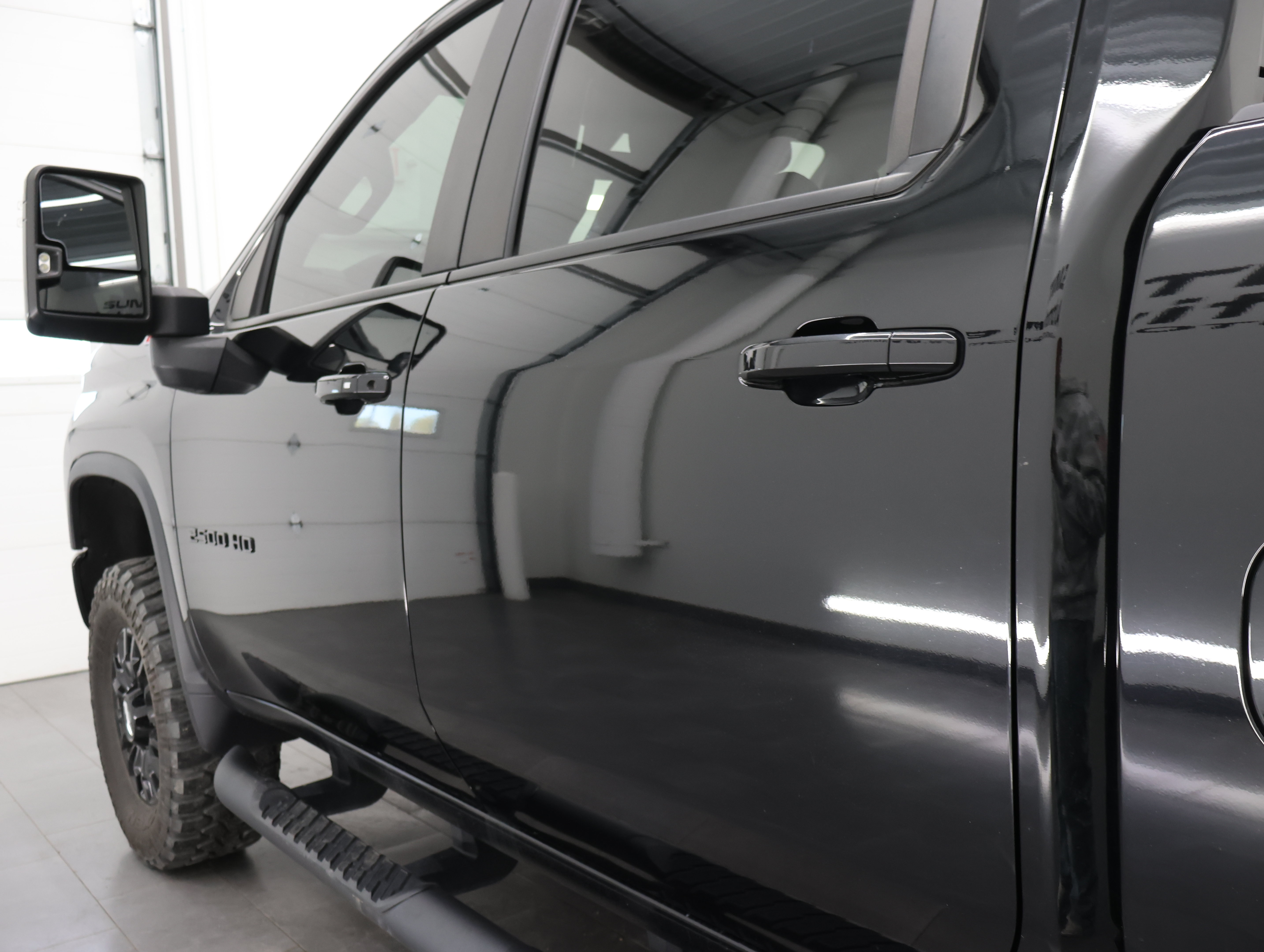 Used 2021 Chevrolet Silverado 2500 LT w/ Midnight Edition AWD/4WD image 33