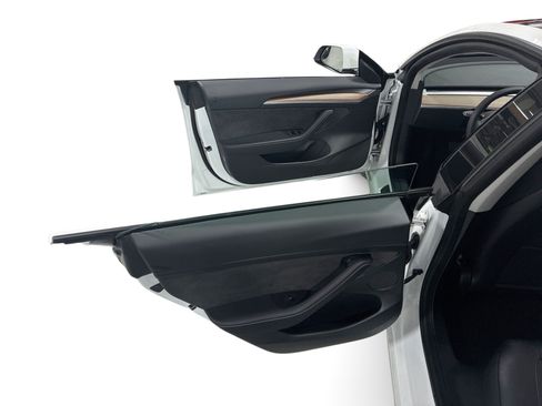 Certified 2023 Tesla Model 3 Standard Range RWD image 10