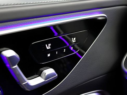 Used 2022 Mercedes-Benz C 300 Sedan image 38