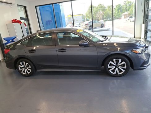 Used 2023 Honda Civic LX image 7