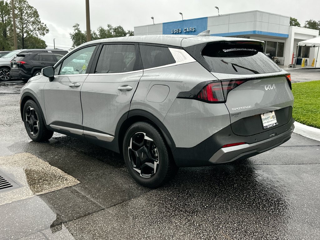 Used 2026 Kia Sportage EX FWD image 7