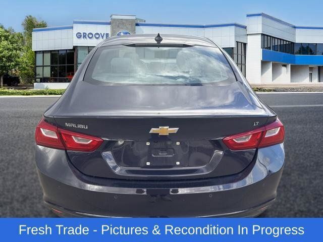Used 2025 Chevrolet Malibu LT FWD image 5