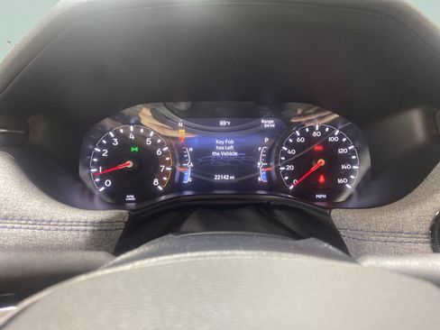 Used 2025 Jeep Compass Latitude AWD/4WD image 18