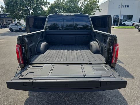 Used 2025 Ford F150 Raptor AWD/4WD image 14