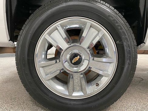 Used 2012 Chevrolet Silverado 1500 LT image 24