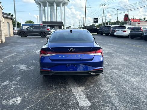Used 2021 Hyundai Elantra SEL FWD image 6