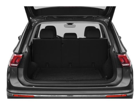 Used 2019 Volkswagen Tiguan SEL w/ 3rd Row Seat Package image 11