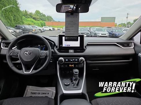 Used 2025 Toyota RAV4 XLE w/ Convenience Package AWD/4WD image 10