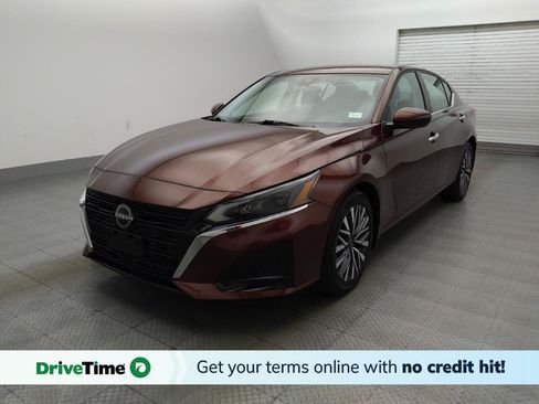 Used 2023 Nissan Altima 2.5 SV FWD image 1