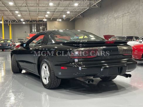 Used 1996 Pontiac Firebird Formula image 10