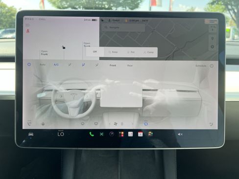 Used 2021 Tesla Model Y Long Range AWD/4WD image 21