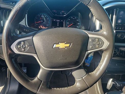 Used 2021 Chevrolet Colorado LT w/ LT Convenience Package image 19