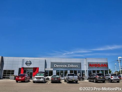 Used 2024 Nissan Rogue S AWD/4WD image 31
