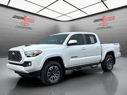 Certified 2023 Toyota Tacoma TRD Sport AWD/4WD image 1