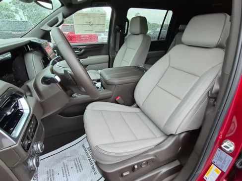 New 2026 GMC Yukon XL Elevation AWD/4WD image 12