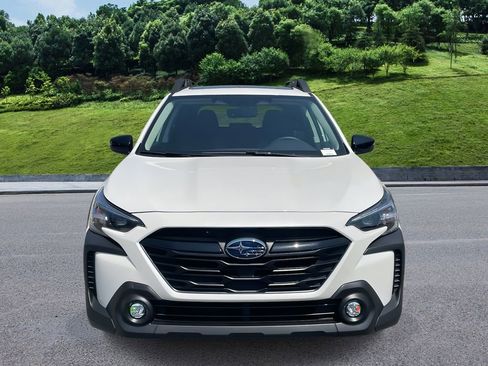 Certified 2025 Subaru Outback Onyx Edition w/ Popular Package #2 image 8