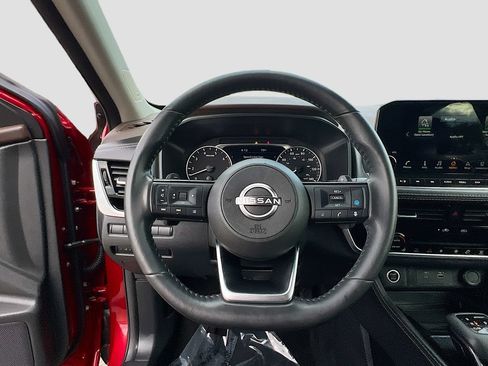 Used 2023 Nissan Rogue SL w/ SL Premium Package FWD image 11