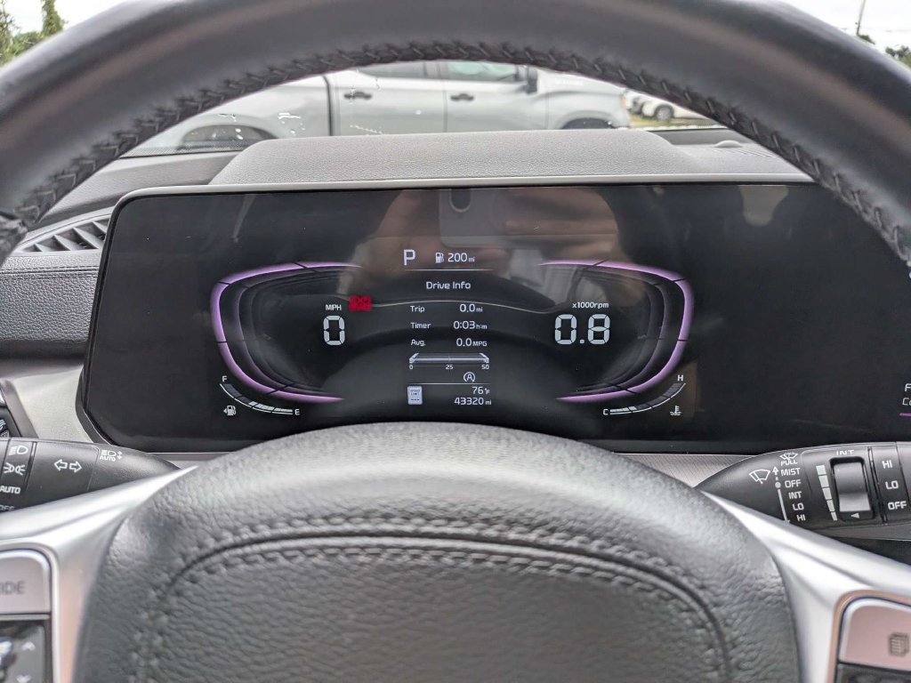 Used 2024 Kia Telluride LX FWD image 27