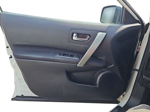 Used 2015 Nissan Rogue S w/ Convenience Package FWD image 26