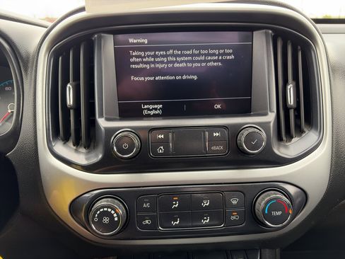 Used 2020 Chevrolet Colorado LT image 19