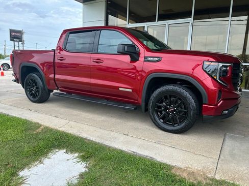 Used 2024 GMC Sierra 1500 Elevation w/ X31 Off-Road Package AWD/4WD image 2