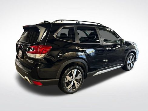 Used 2019 Subaru Forester Touring AWD/4WD image 5