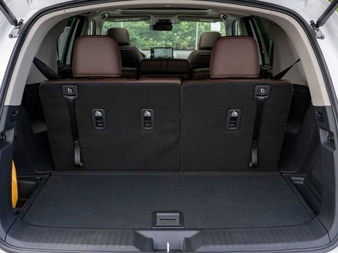 New 2025 Honda Pilot Elite image 13