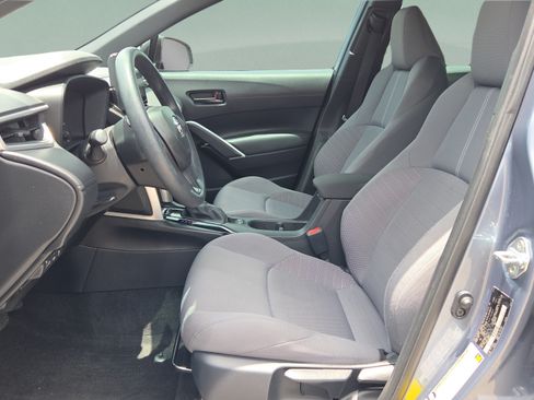 Used 2024 Toyota Corolla Cross AWD Hybrid image 10
