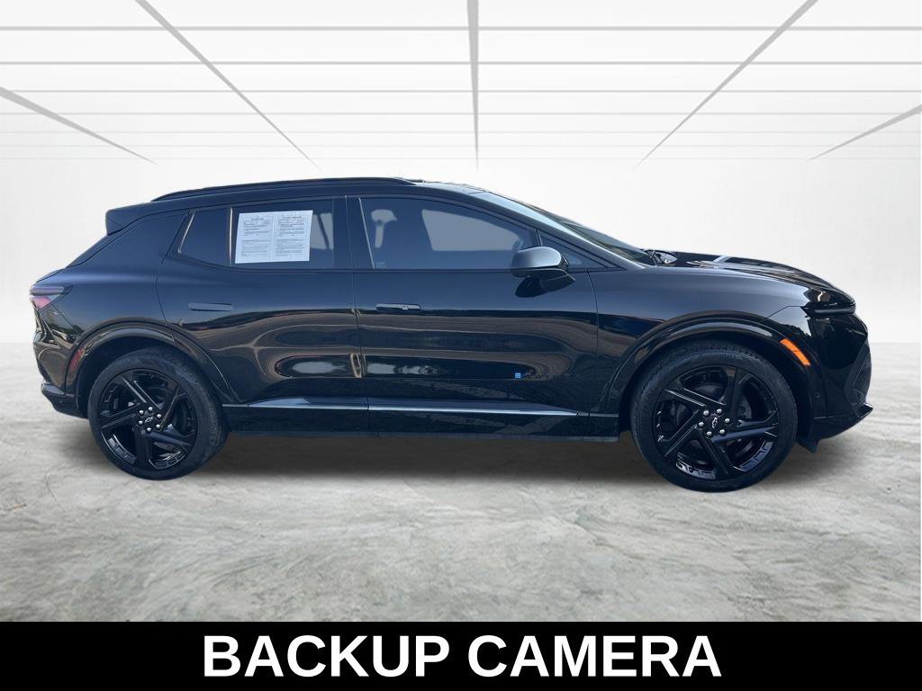 Used 2024 Chevrolet Equinox EV RS FWD image 4
