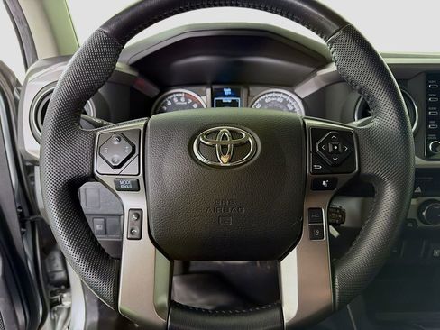 Used 2022 Toyota Tacoma SR5 image 14